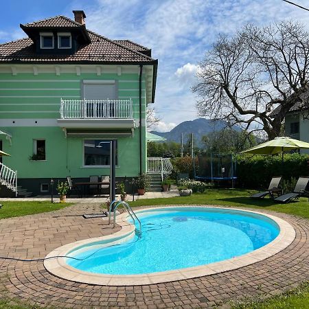 Vila Lesce With Heated Outdoor Pool Lesce (Upper Carniola) Exterior foto